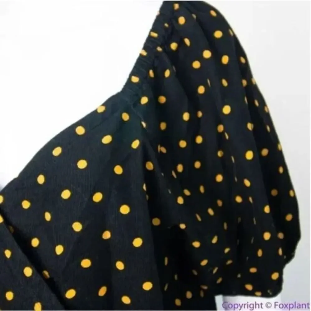 NWOT Madewell Corduroy Puff-Sleeve‎ Wrap Top in Oval Dot, 100% cotton, Black, M